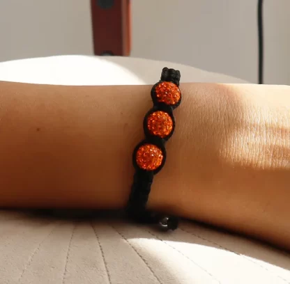 Pulsera de hilo naranja 3 ésferas