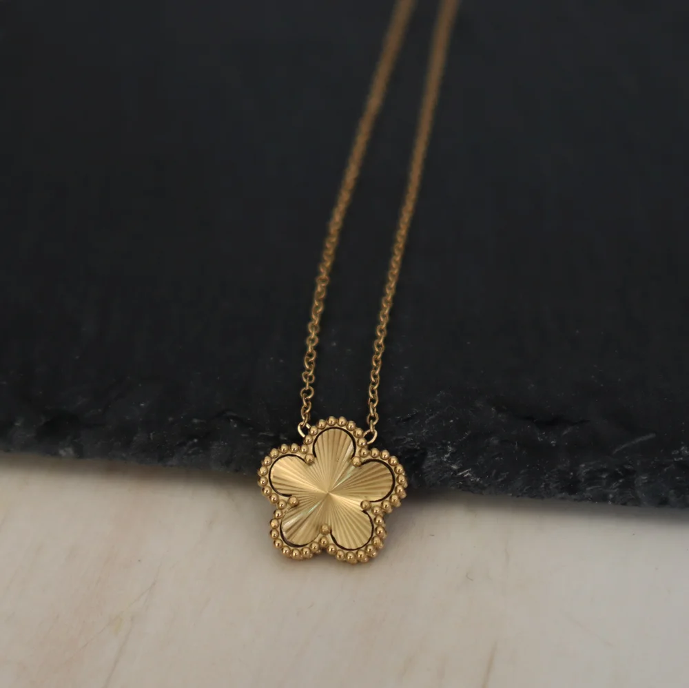 Collar Flor Oro de Encanto - Imagen 2