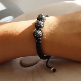 Pulsera de hilo gris 3 ésferas